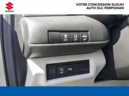 Photo 11 Suzuki Swift  1.2 Hybrid 83ch Privilège Auto