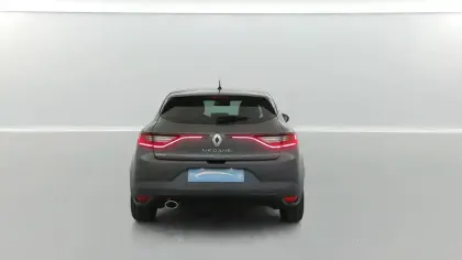Photo 12 Renault Megane Mégane IV Berline TCe 140 Energy