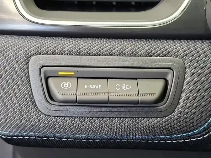 Photo 34 Renault Captur  E-Tech full hybrid 145 ch