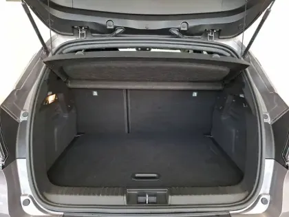 Photo 15 Renault Captur  E-Tech full hybrid 145 ch