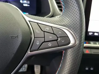 Photo 33 Renault Captur  E-Tech full hybrid 145 ch