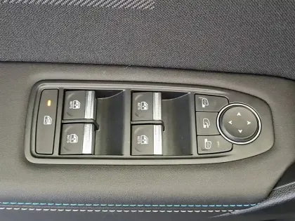 Photo 30 Renault Captur  E-Tech full hybrid 145 ch