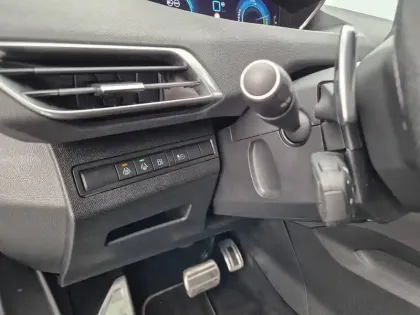 Photo 40 Peugeot 3008  Hybrid 225 e-EAT8