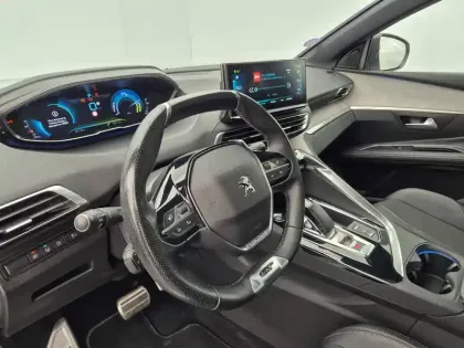 Photo 26 Peugeot 3008  Hybrid 225 e-EAT8