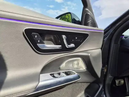 Photo 17 Mercedes Classe E  Break 220 d 9G-Tronic
