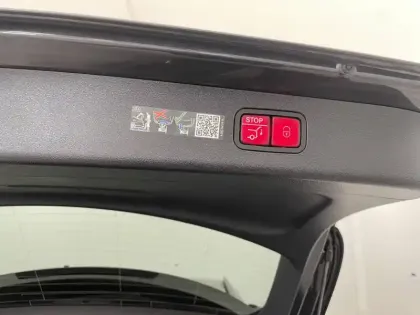 Photo 64 Mercedes Classe E  Break 220 d 9G-Tronic