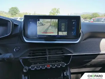 Photo 15 Peugeot 2008  PureTech 130 S&S BVM6
