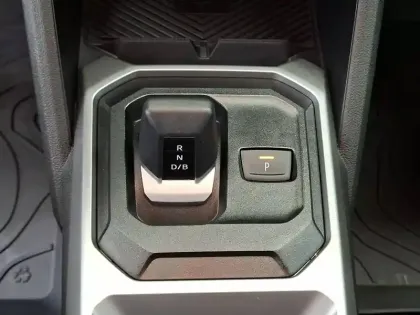 Photo 34 Dacia Duster  Hybrid 140