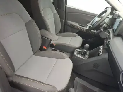 Photo 8 Dacia Jogger  Hybrid 140 7 places GSR2
