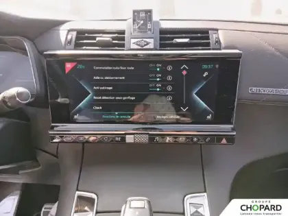 Photo 18 DS DS 7 DS7 Crossback Hybride E-Tense 225 EAT8