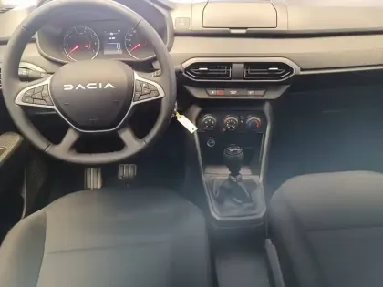 Photo 6 Dacia Sandero  SCe 65