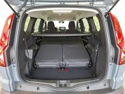 Photo 16 Dacia Jogger  Hybrid 140 7 places GSR2
