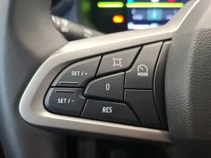 Photo 34 Dacia Duster  Hybrid 140