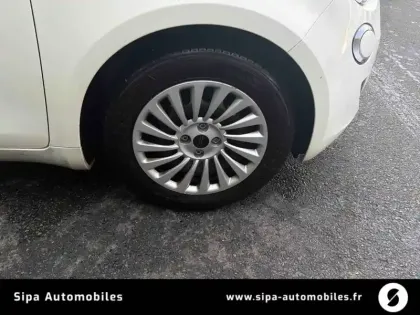 Photo 18 Fiat 500  e 95 ch