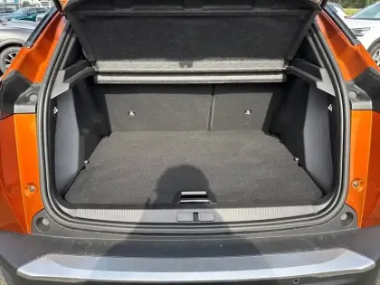 Photo 5 Peugeot 2008  PureTech 130 S&S EAT8