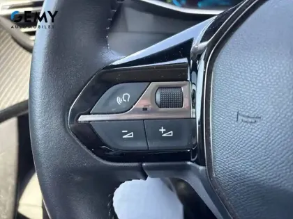 Photo 12 Peugeot 2008  Electrique 136 ch