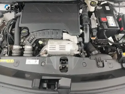 Photo 32 Peugeot 2008  PureTech 130 S&S EAT8