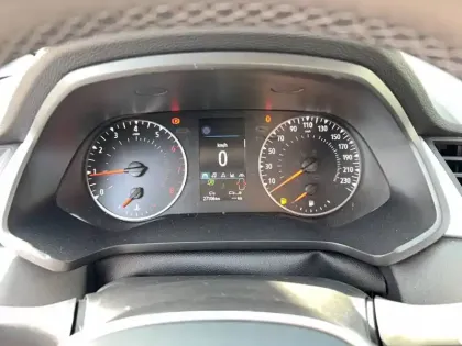 Photo 11 Renault Captur  TCe 90