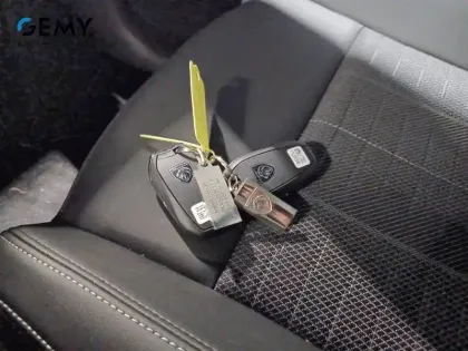 Photo 19 Peugeot 5008  Hybrid 145 ch e-DCS6