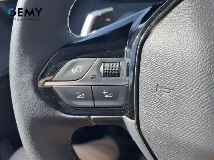 Photo 19 Peugeot 208  Hybrid 100 e-DCS6