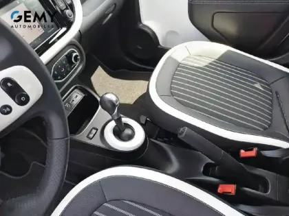 Photo 11 Renault Twingo  III E-Tech
