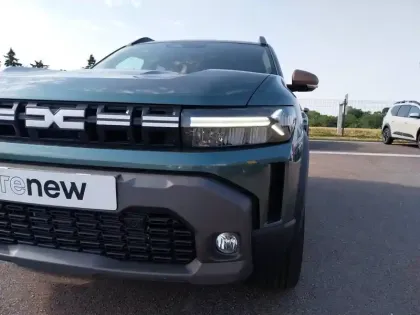 Photo 33 Dacia Duster  Hybrid 155