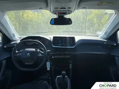 Photo 14 Peugeot 2008  PureTech 100 S&S BVM6
