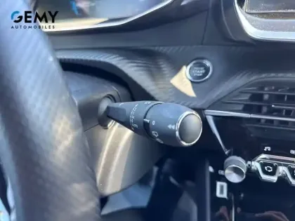 Photo 14 Peugeot 208  PureTech 100 S&S BVM6