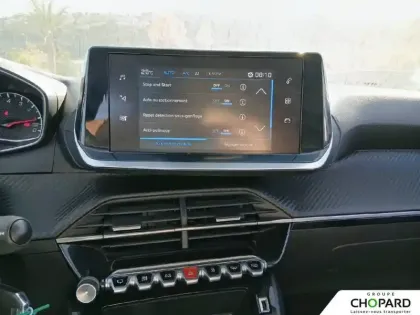 Photo 15 Peugeot 2008  PureTech 100 S&S BVM6