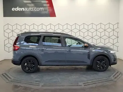 Photo 5 Dacia Jogger  Hybrid 140 7 places GSR2