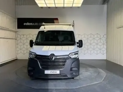 Photo 48 Renault Master  FGN TRAC F3300 L2H2 DCI 135