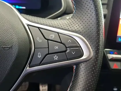 Photo 33 Renault Captur  E-Tech full hybrid 145 ch