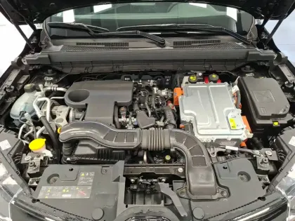 Photo 12 Renault Arkana  E-Tech full hybrid 145 GSR2