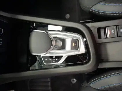 Photo 36 Renault Arkana  E-Tech full hybrid 145 GSR2