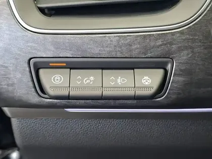 Photo 35 Renault Arkana  E-Tech full hybrid 145 GSR2