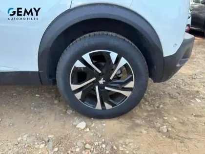 Photo 10 Peugeot 2008  PureTech 130 S&S BVM6