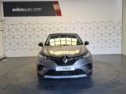 Photo 6 Renault Captur  E-Tech full hybrid 145