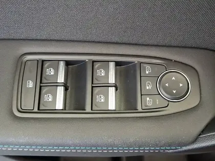 Photo 30 Renault Captur  E-Tech full hybrid 145 ch