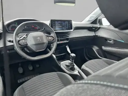 Photo 27 Peugeot 208  BlueHDi 100 S&S BVM6
