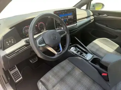Photo 8 Volkswagen Golf 1.5 eHybrid 272 DSG6 GTE