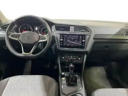 Photo 8 Volkswagen Tiguan 2.0 TDI 150ch DSG7 Life Plus