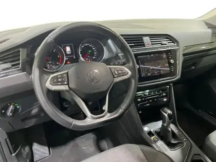 Photo 9 Volkswagen Tiguan 2.0 TDI 150ch DSG7 Life Plus