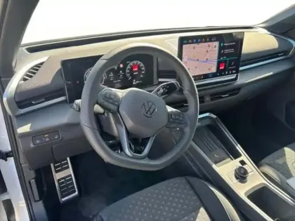 Photo 8 Volkswagen T-roc FL NOUVEAU NF 1.5 ETSI HYBRID 150CH D