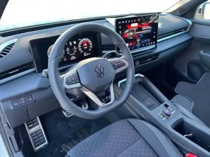 Photo 8 Volkswagen T-roc FL NOUVEAU NF 1.5 ETSI HYBRID 150CH D