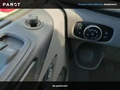 Photo 5 Ford Custom Fg 300 L2H2 2.0 EcoBlue 130 Trend Business 7cv