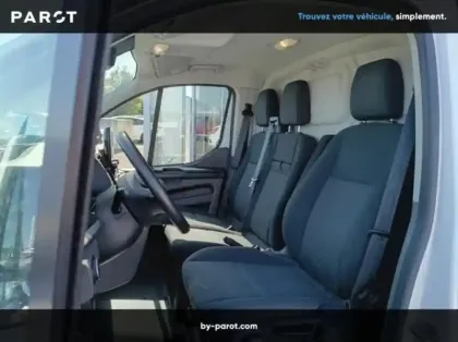 Photo 8 Ford Custom Fg 300 L2H2 2.0 EcoBlue 130 Trend Business 7cv
