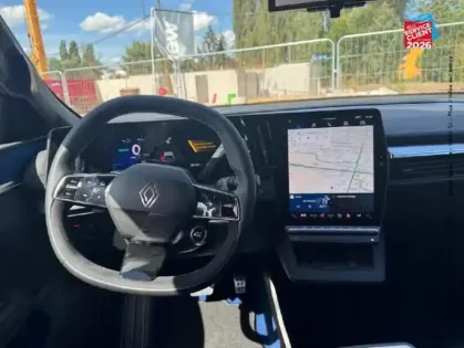 Photo 14 Renault Scenic  E-Tech Electric 220ch 87kWh Techno option esprit Alpine grande autonomie -25