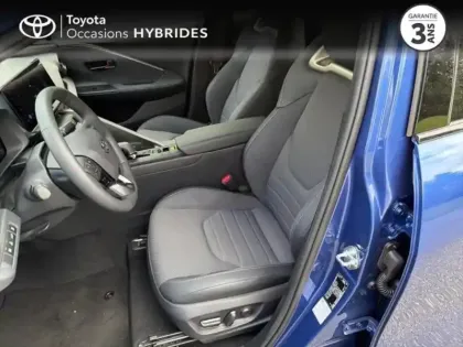Photo 10 Toyota C-HR  2.0 Hybride Rechargeable 225ch Collection MY26