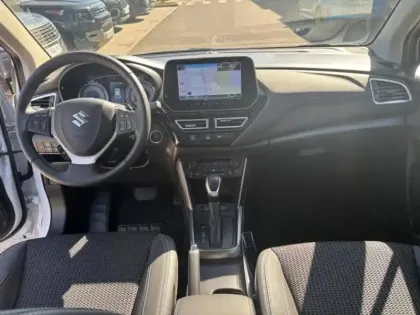 Photo 9 Suzuki S-cross  1.5 Dualjet Hybrid 115ch Style Auto