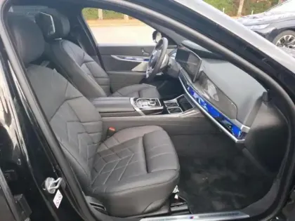 Photo 5 BMW I7  M70 xDrive 659ch M Performance